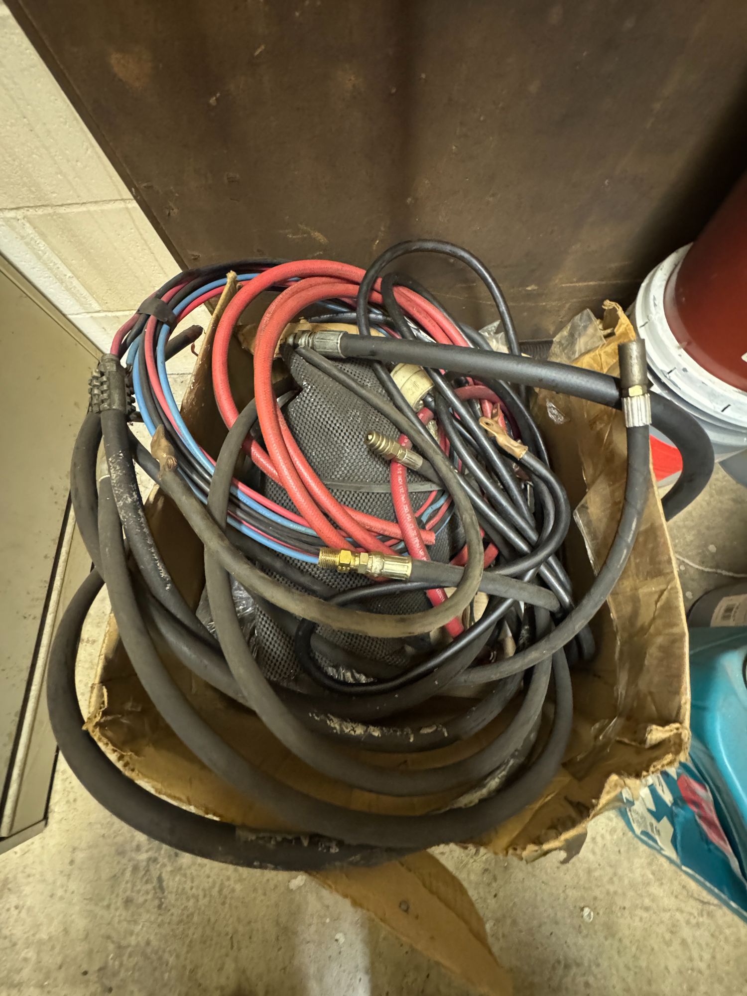 Lot image 8
