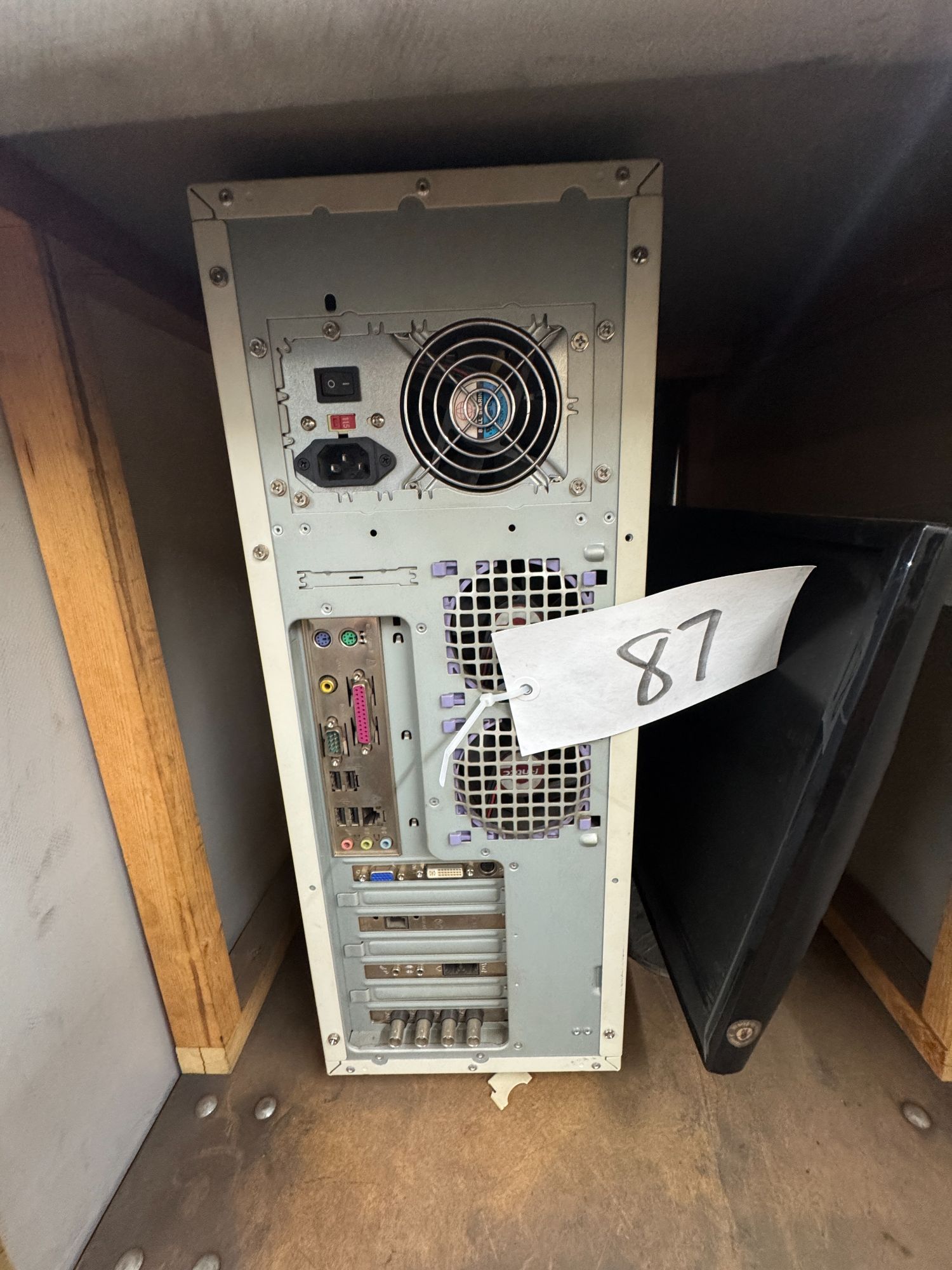 Lot image 2