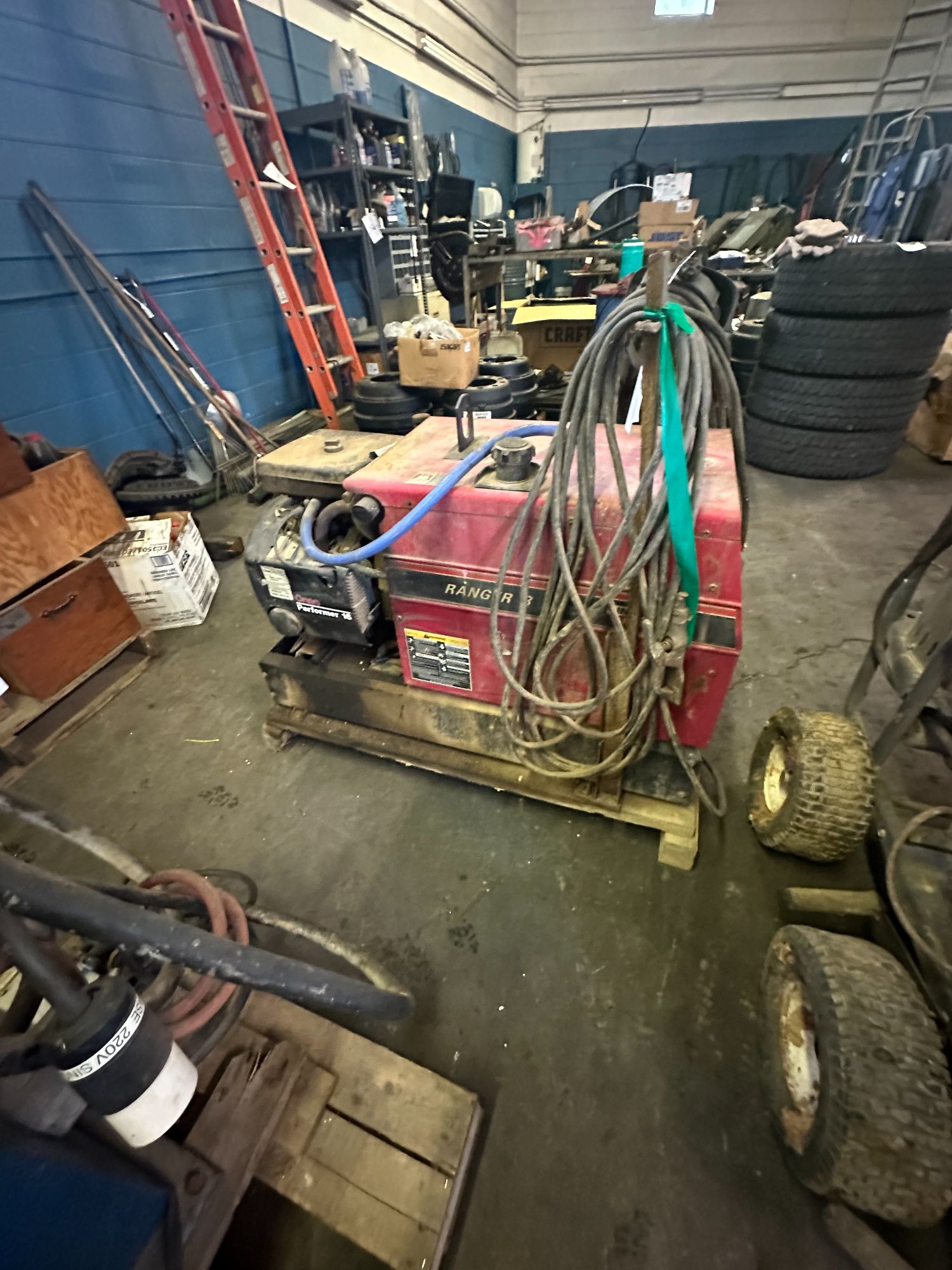Lot image 1