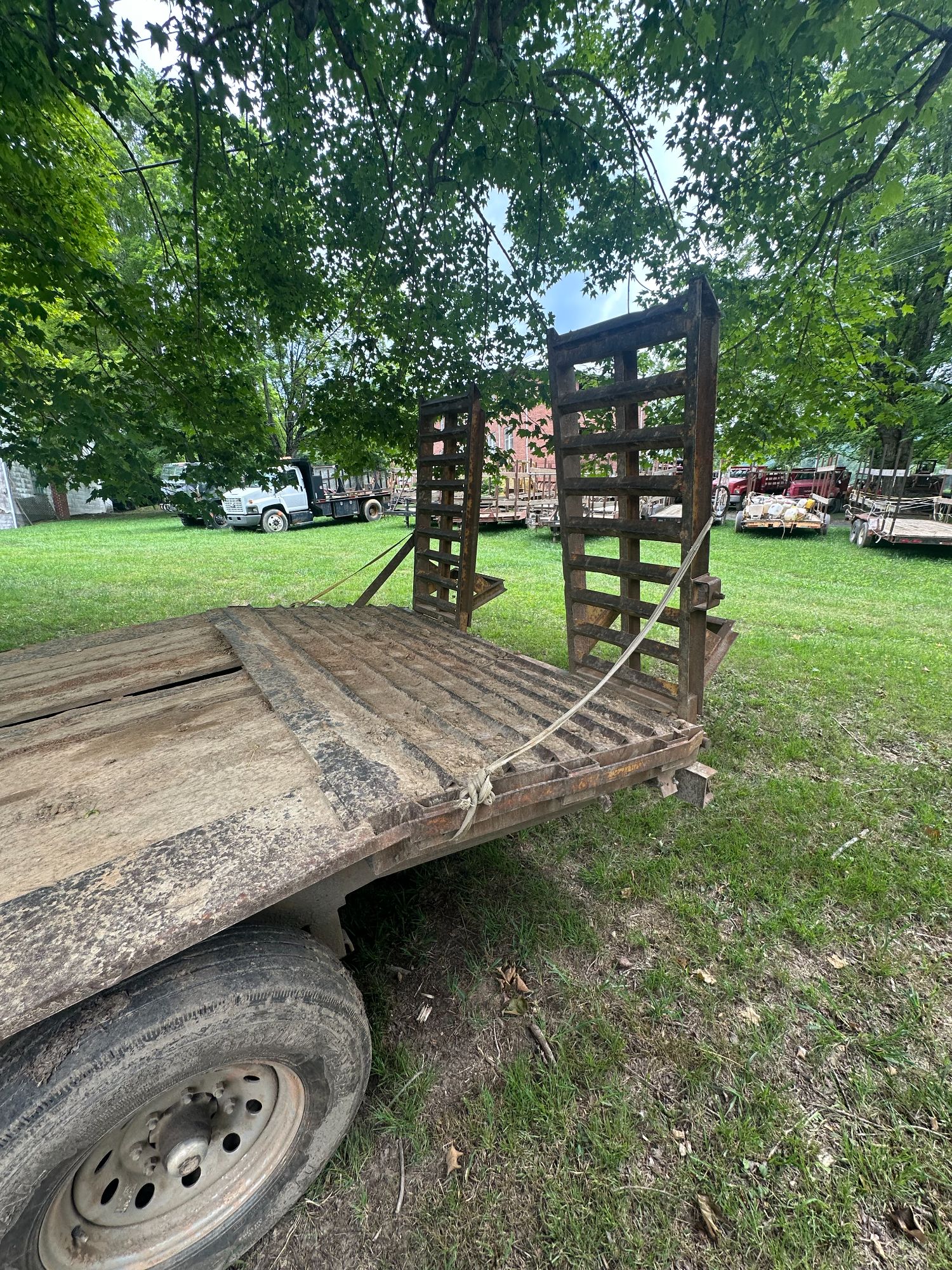 Lot image 8