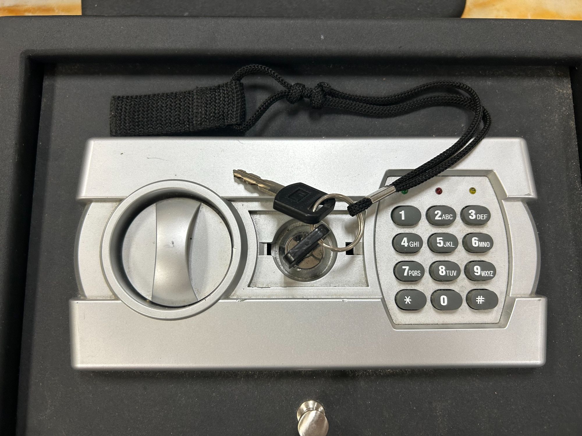 Lot image 2