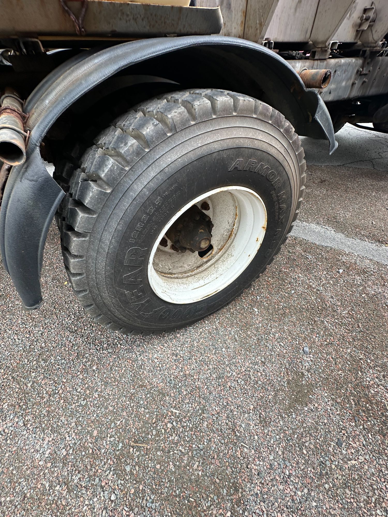 Lot image 10