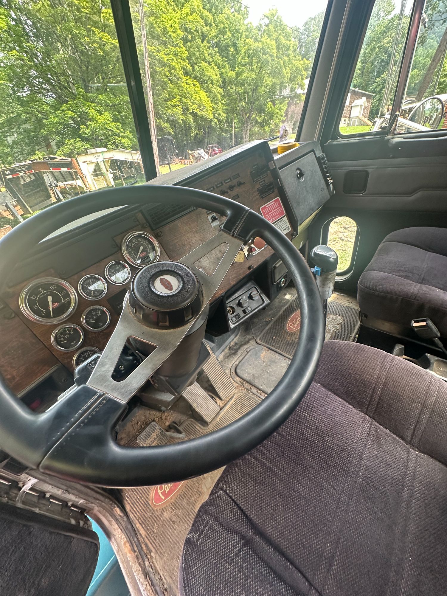 Lot image 17