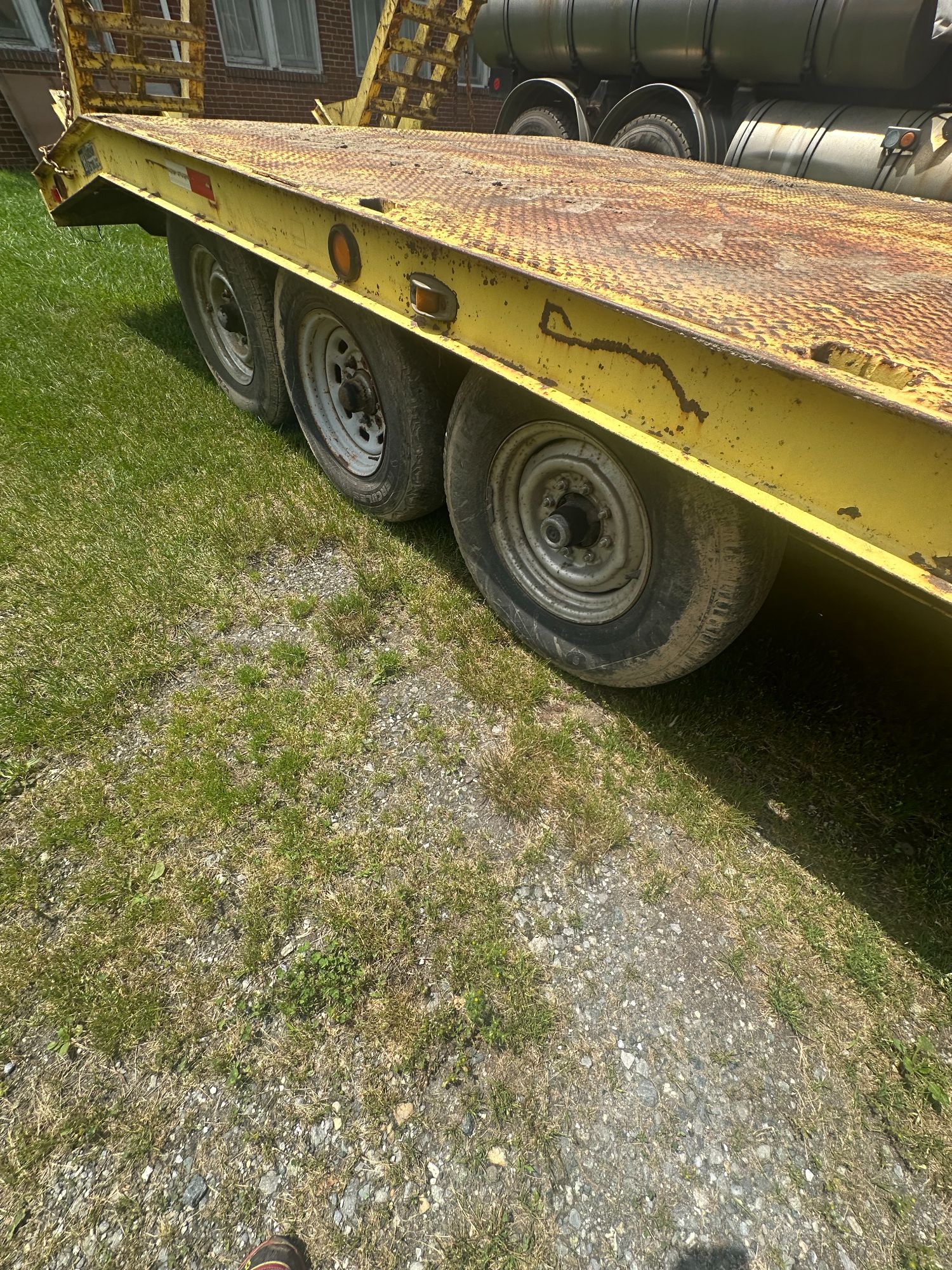 Lot image 10