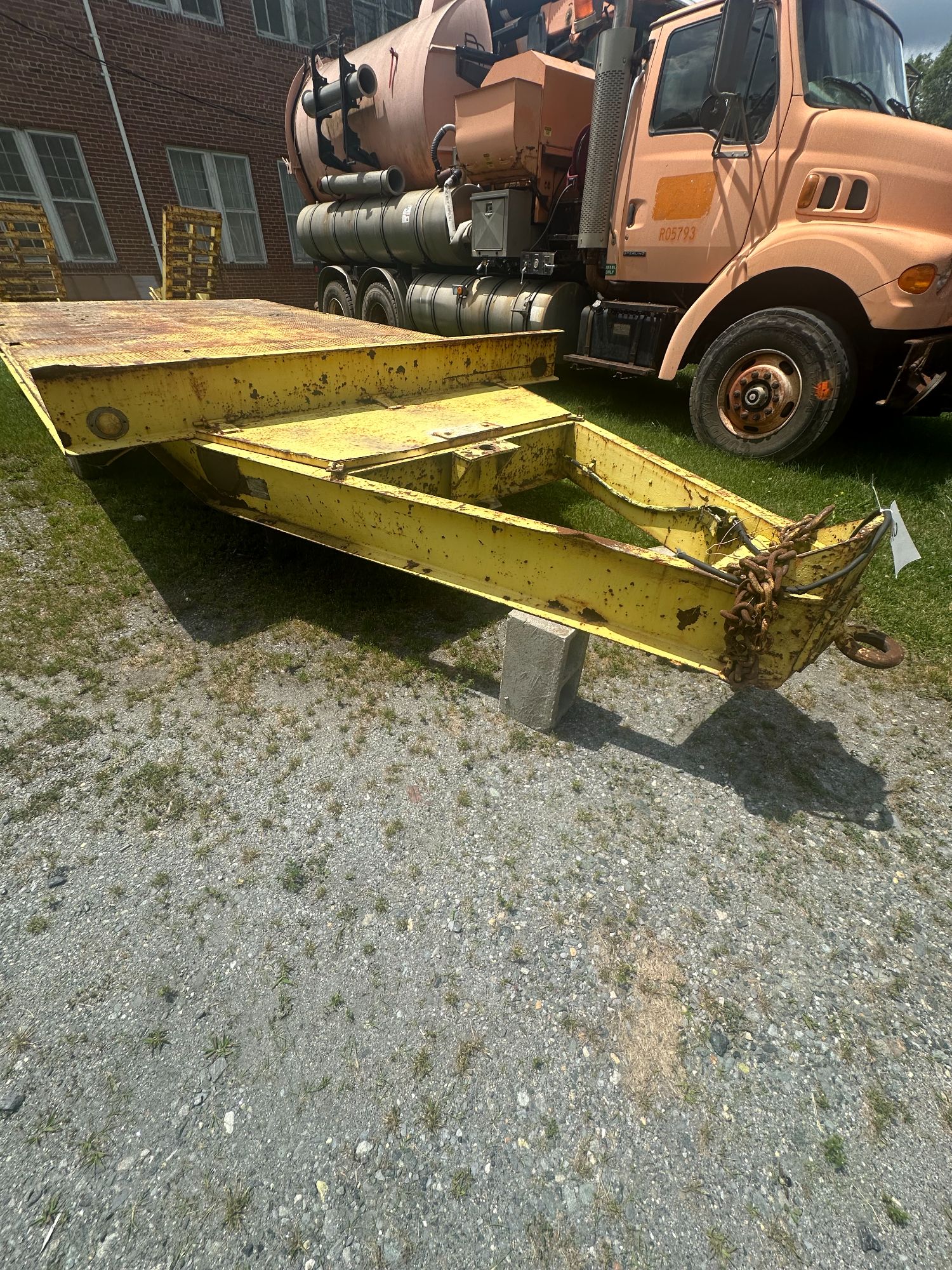 Lot image 2