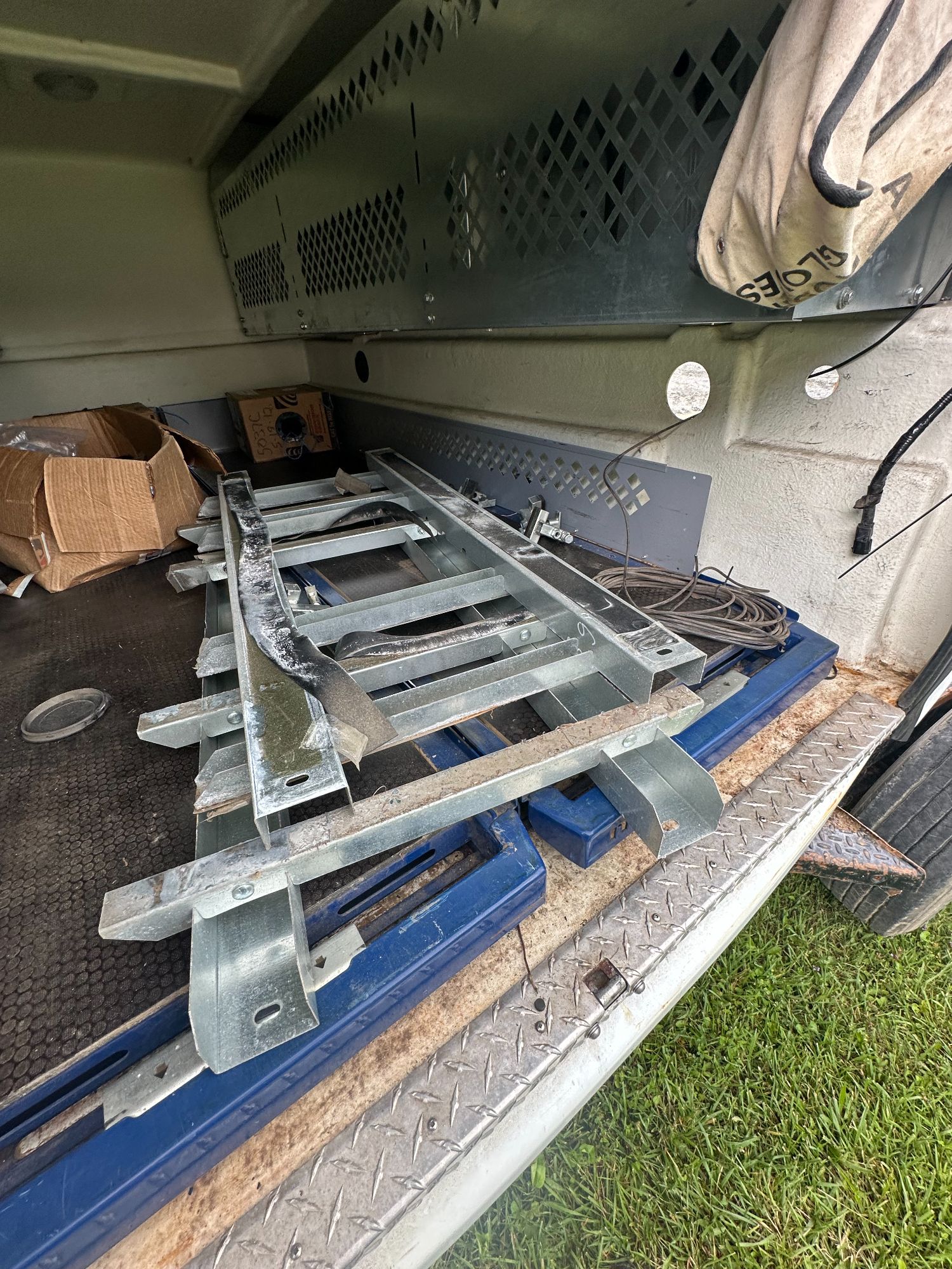 Lot image 4