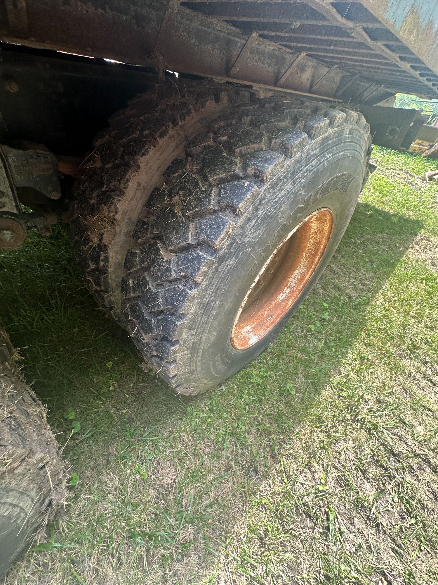 Lot image 10