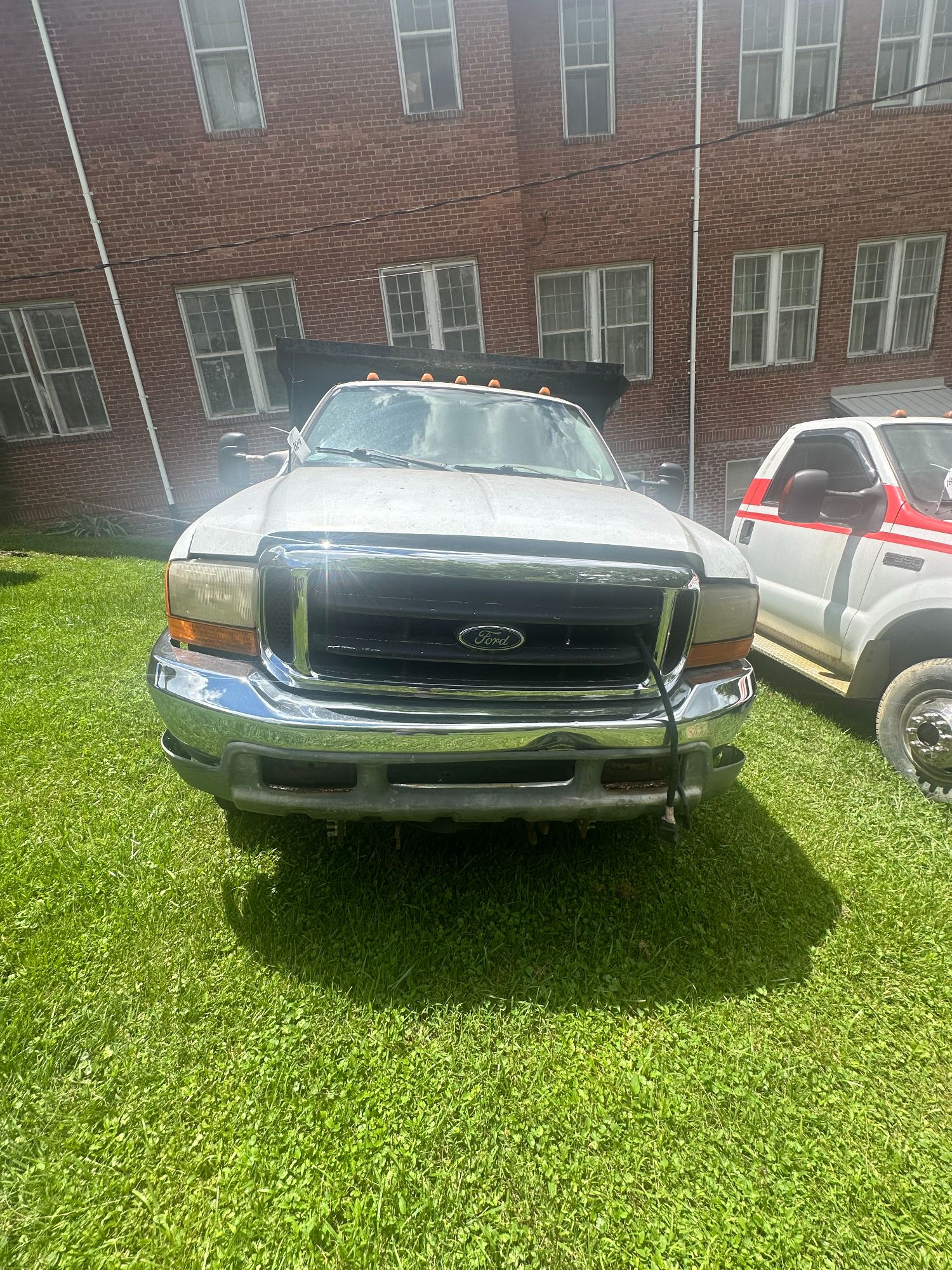 Lot image 2