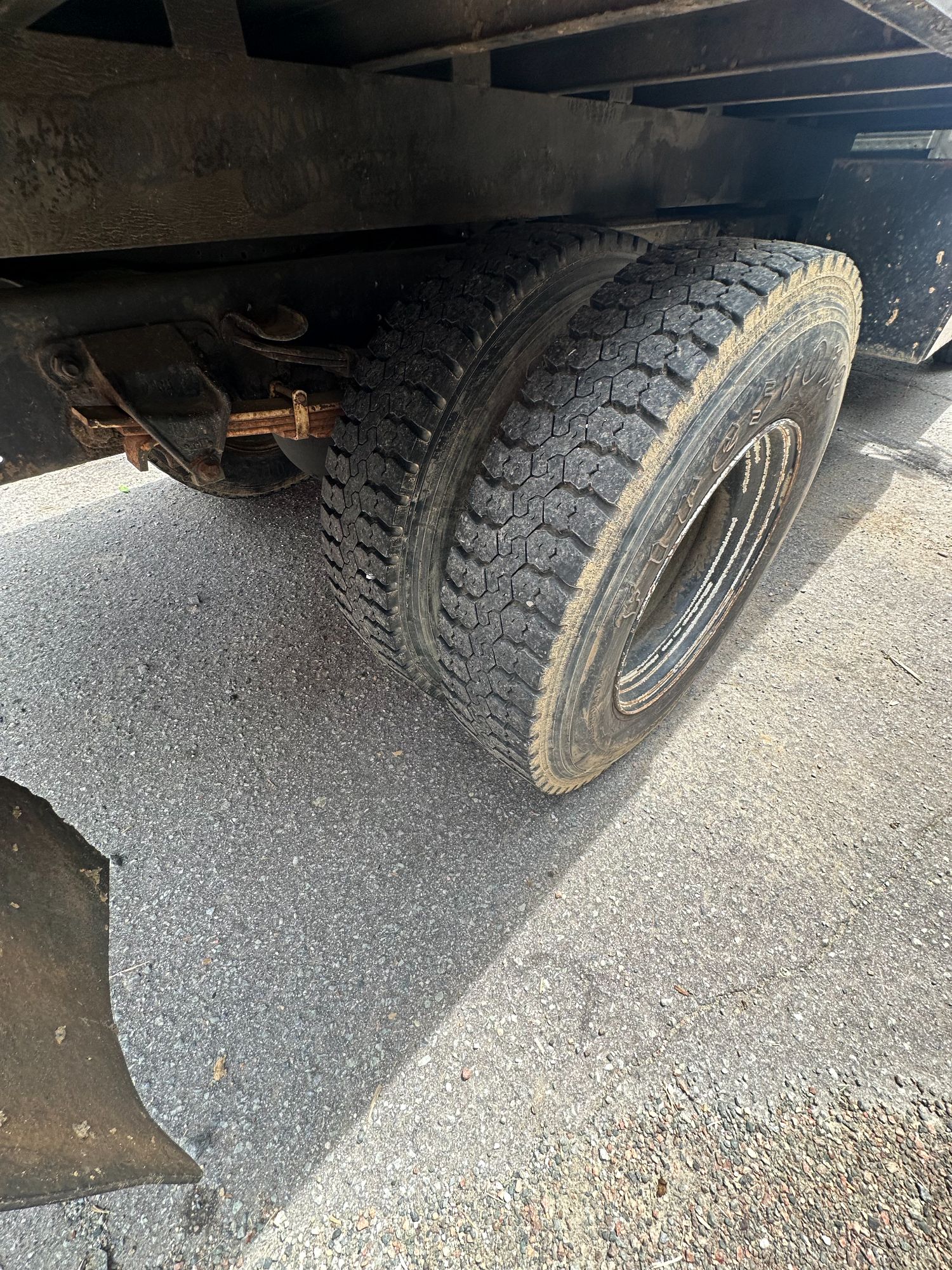 Lot image 10