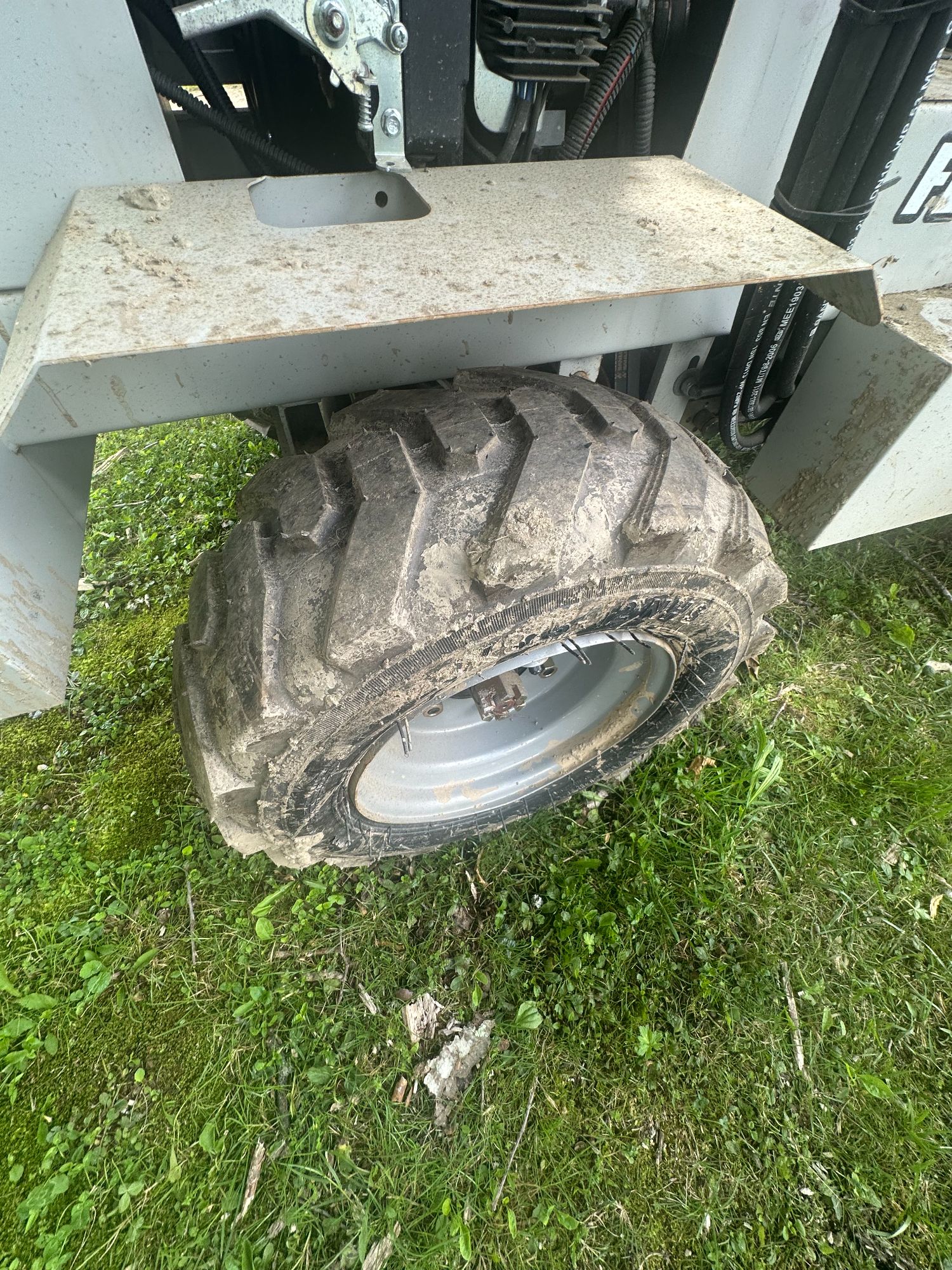 Lot image 10