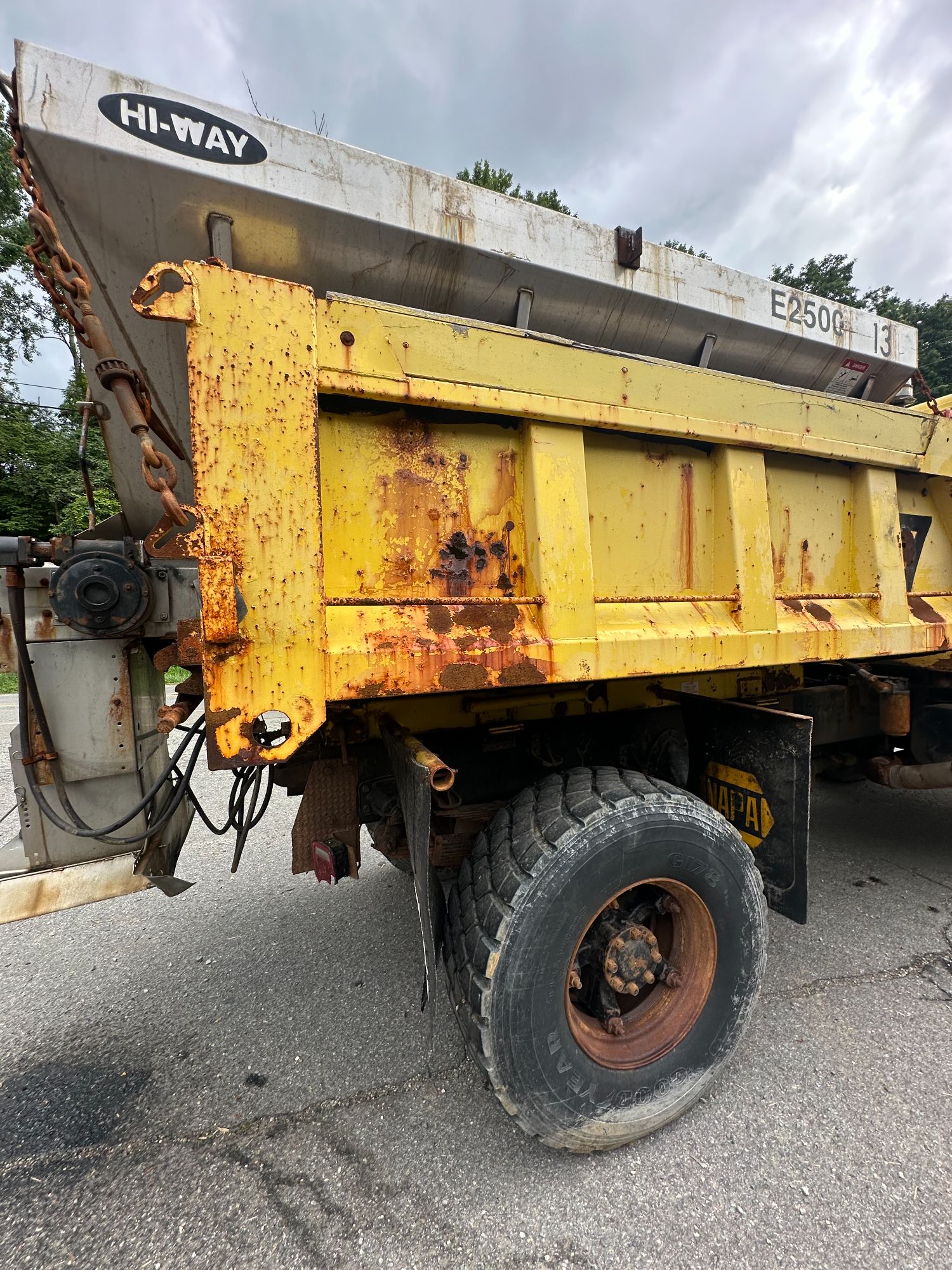 Lot image 13