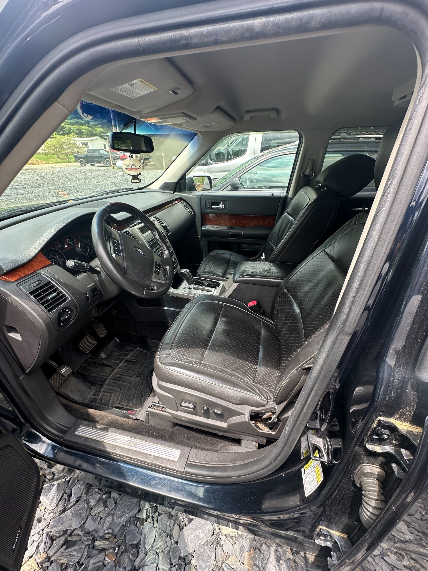 Lot image 13