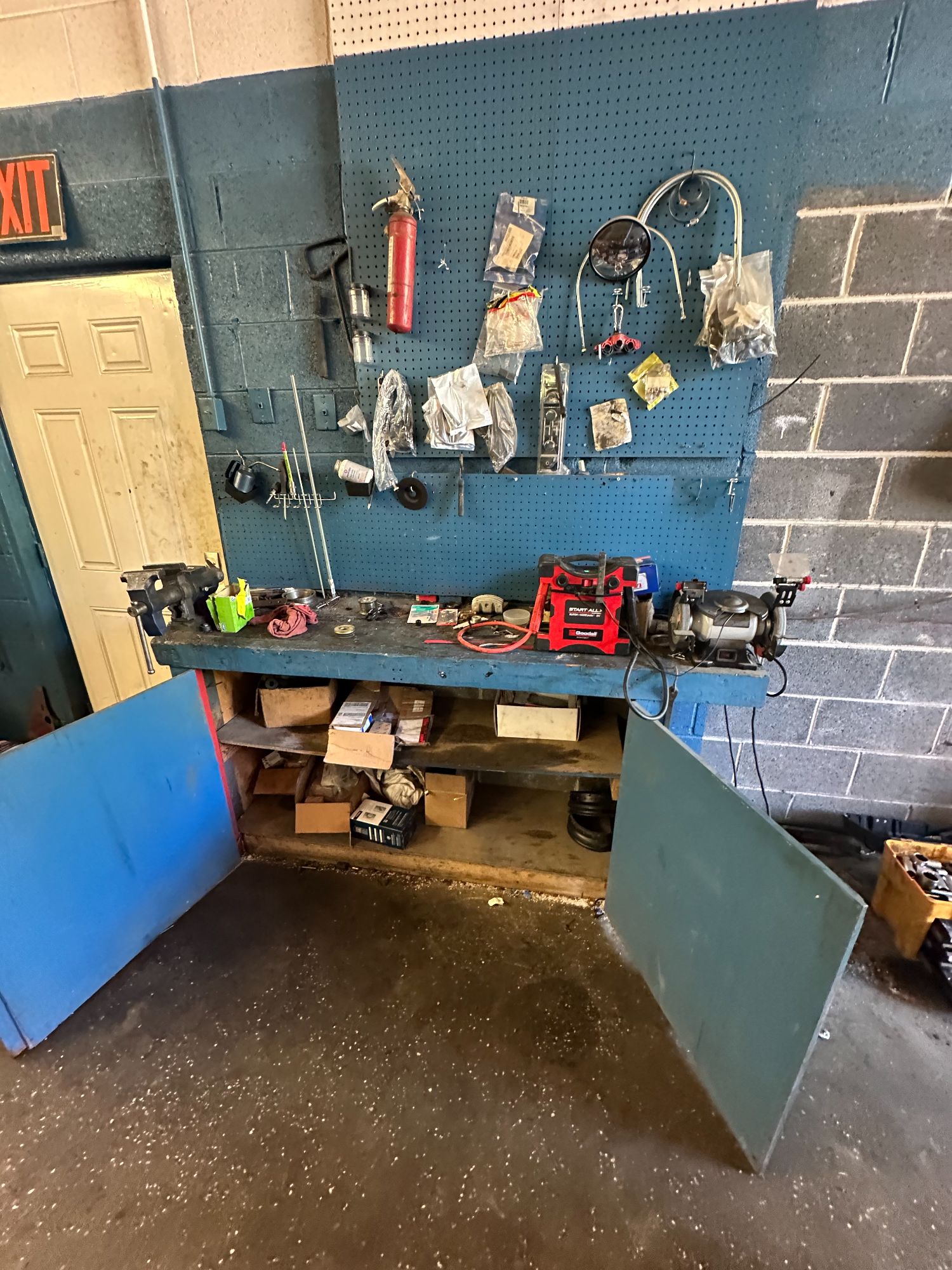 Lot image 1