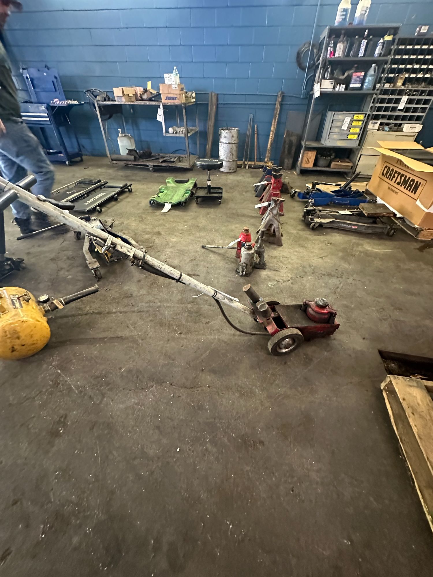 Lot image 1