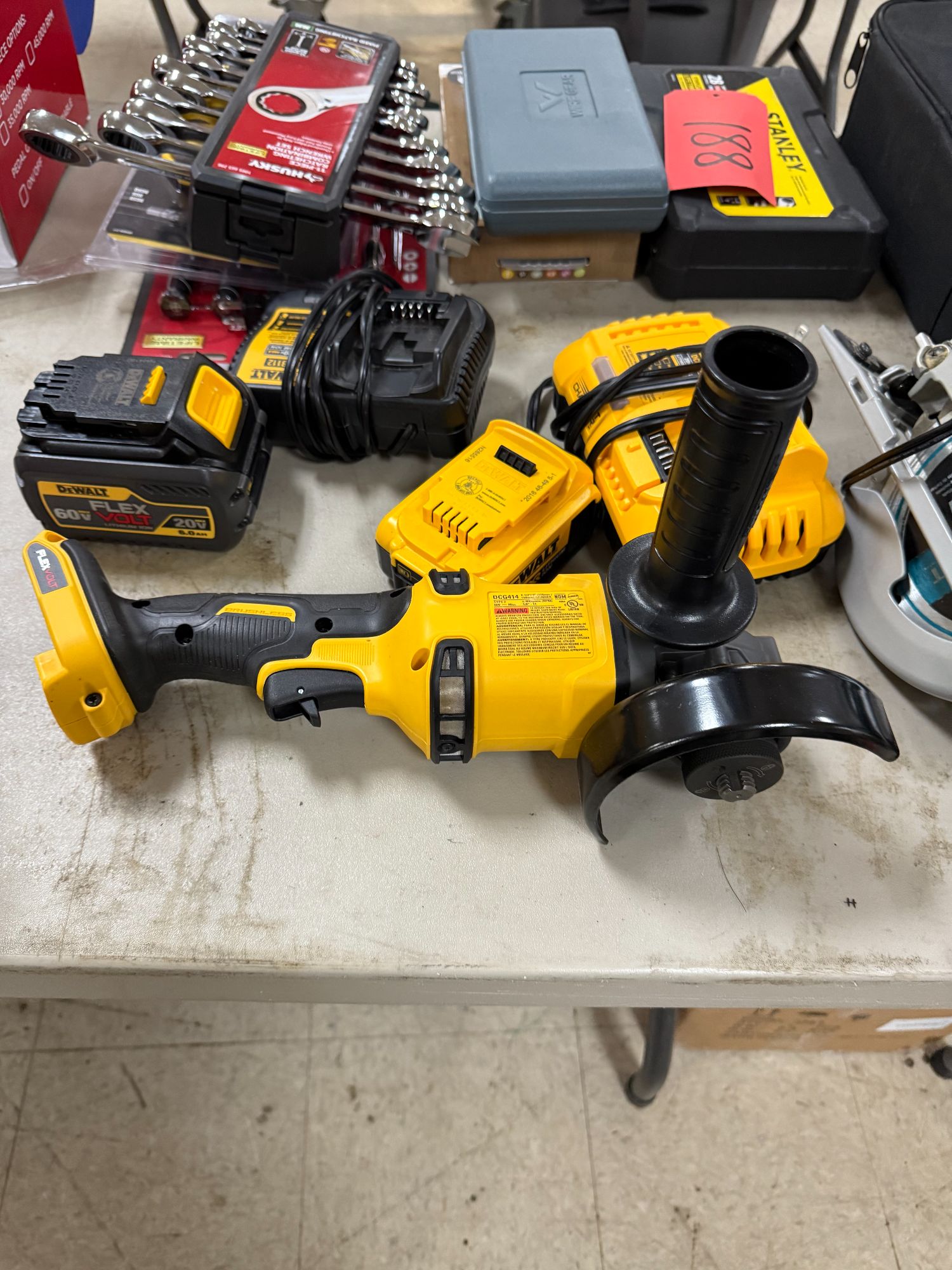 Lot image 3
