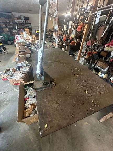 Steel Welding Table w/ Pipe Vise/Bender