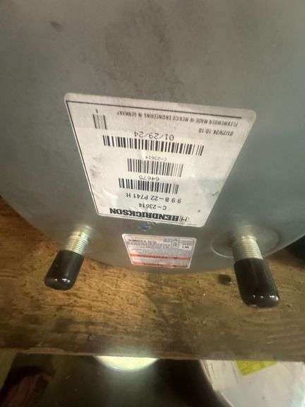(8x) Assorted Air Springs