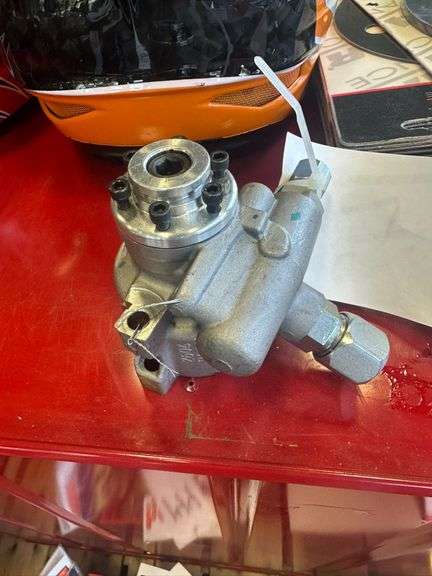 (2x) Used Power Steering Pumps