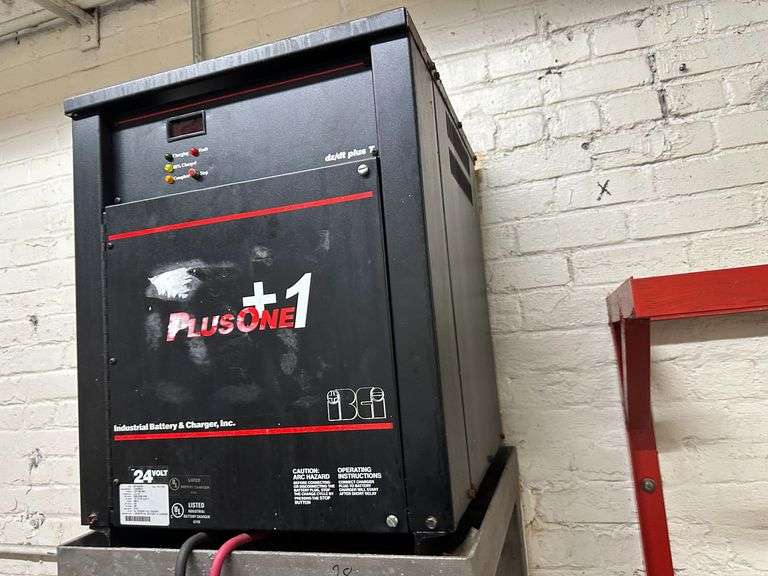 Industrial Battery & Charger Inc Model 12P10510B1 24V Forklift Battery Charger