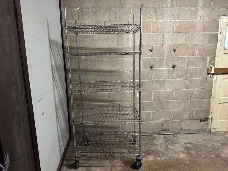 Rolling Bakers Rack