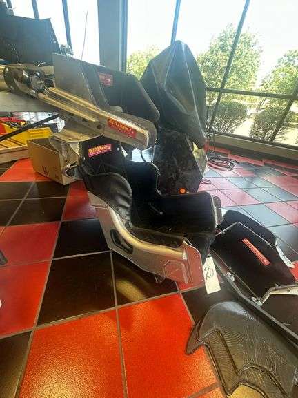 Butlerbuilt Full Containment Seat with Leg Rest