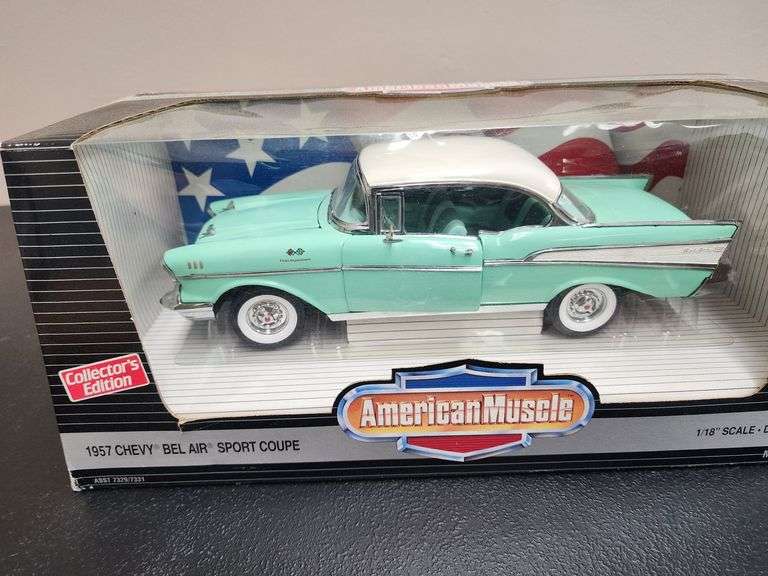 American Muscle 1:18 Scale 1957 Chevrolet Bel Air Sport Coupe Die Cast