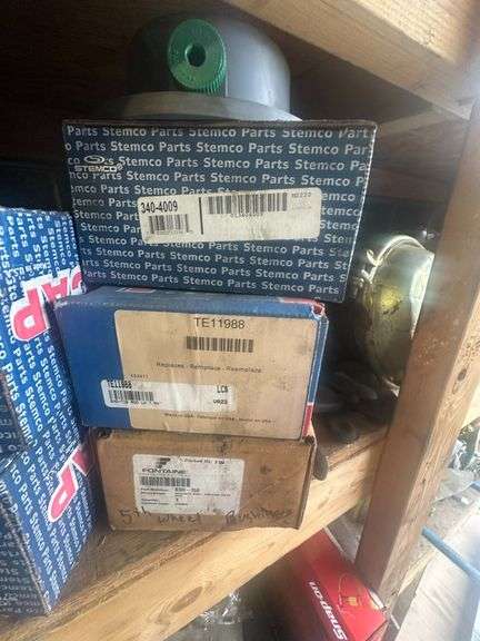 (13x) Assorted Hub Caps