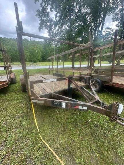 2004 Hurst 22' Trailer VIN# 1H9T3162X41057138