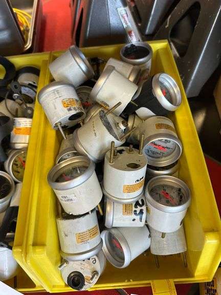 Box Of Used Autometer Gauges | 2 -1/16  Small