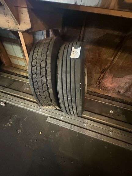 (2x) 295/75 R22.5 New Truck Tires w/ 1 Rim
