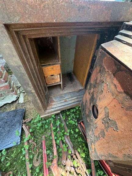 Antique Cary Safe Company Combination Floor Safe