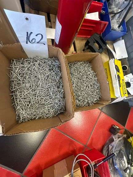 (2x) Boxes Small Rivets