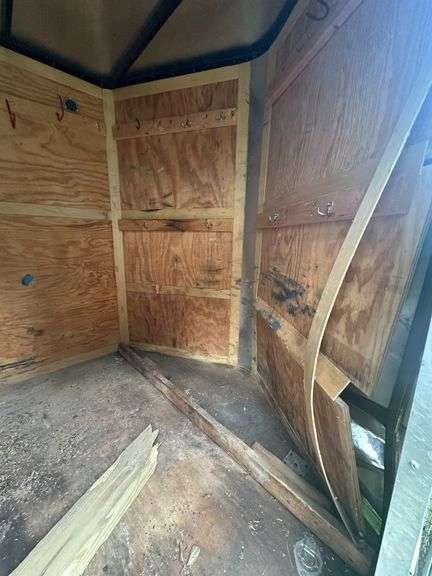 2019 Homesteader 15'.5" Enclosed Trailer