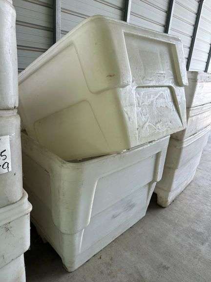(9)Stacking Plastic Bins