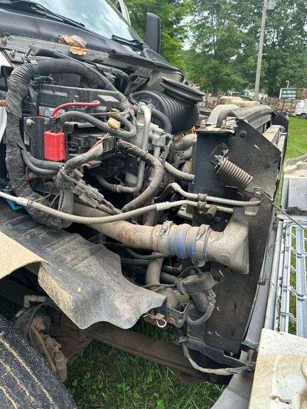 2009 Chevy C7500 Line Truck VIN# 1GBM7C1B49F411799