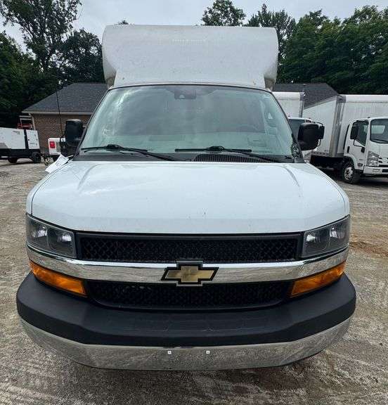 2021 Chevrolet G3500 13' Cutaway Truck | VIN 1GB0GRF70M1175681