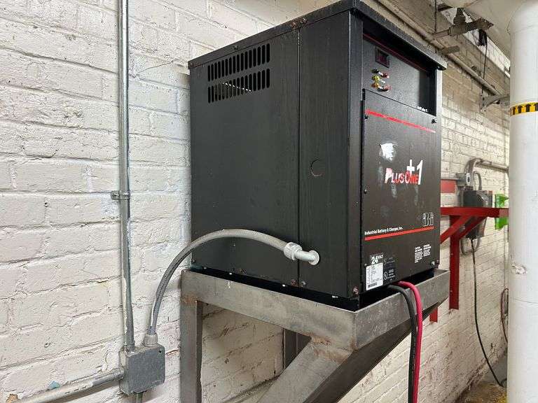 Industrial Battery & Charger Inc Model 12P10510B1 24V Forklift Battery Charger