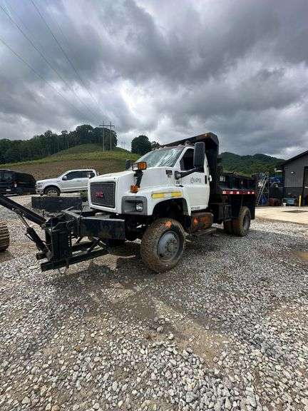 2003 GMC C7500 Dump Truck, VIN# 1GDM7E1C93F517510