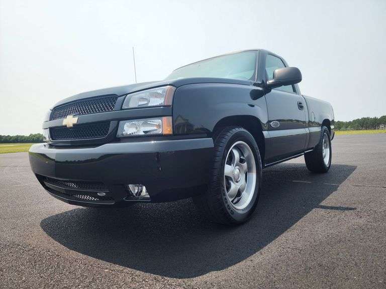 2005 Chevrolet Silverado 1500 Joe Gibbs Performance Package VIN#1GCEC14V75Z125444