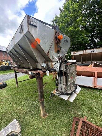 Good Road 12' Spreader