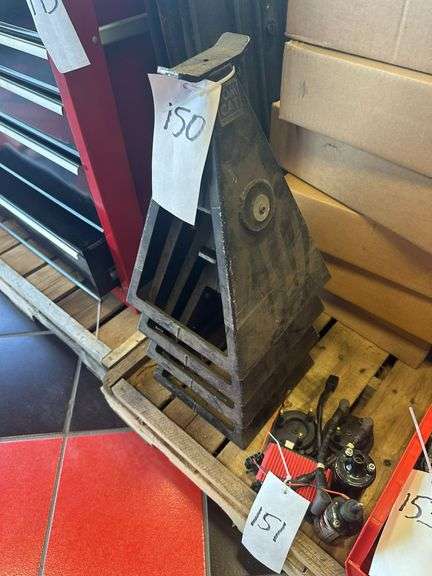 (4x) Used Jack Stands