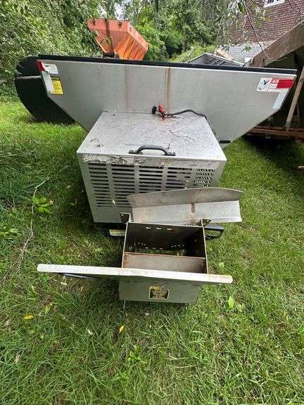 Meyer 10' Spreader