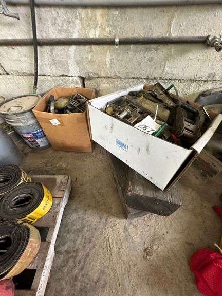 One Case Rolled Heavy Duty Ratcheting Straps