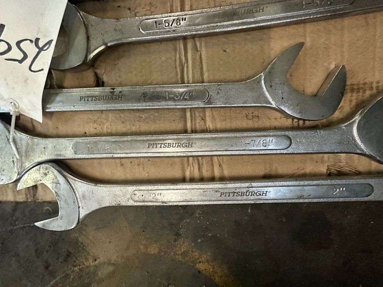 Pittsburgh Heavy Duty Mechanics Wrench Set