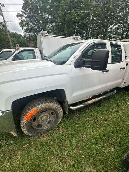 2015 Chevy Silverado HD Service Truck 4x4 VIN# 1GB2KUEG5F2123779