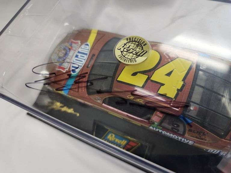Jeff Gordon 1:24 Scale #24 Dupont Nascar 50th Anniversary Die Cast in Autographed Display Case