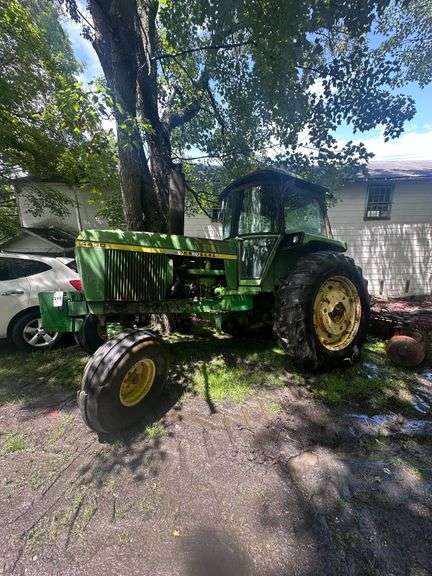 John Deere 4430 Tractor
