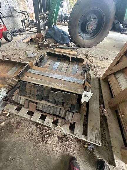 Pallet of Supports