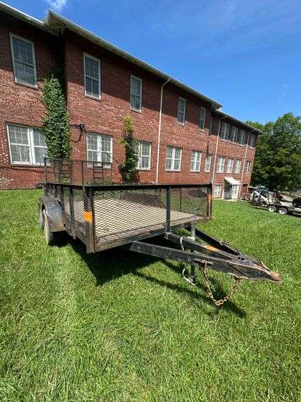 Leonard Trailer VIN# 5BFUA122X8J032198