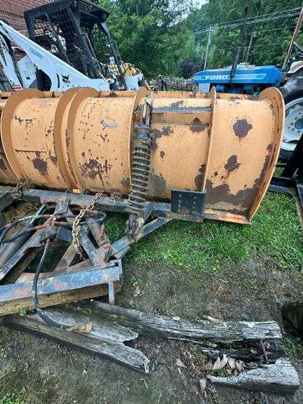 Henderson 11' Plow